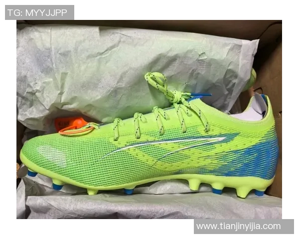 球星推荐的顶级足球鞋选择指南让你轻松挑选适合自己的完美装备